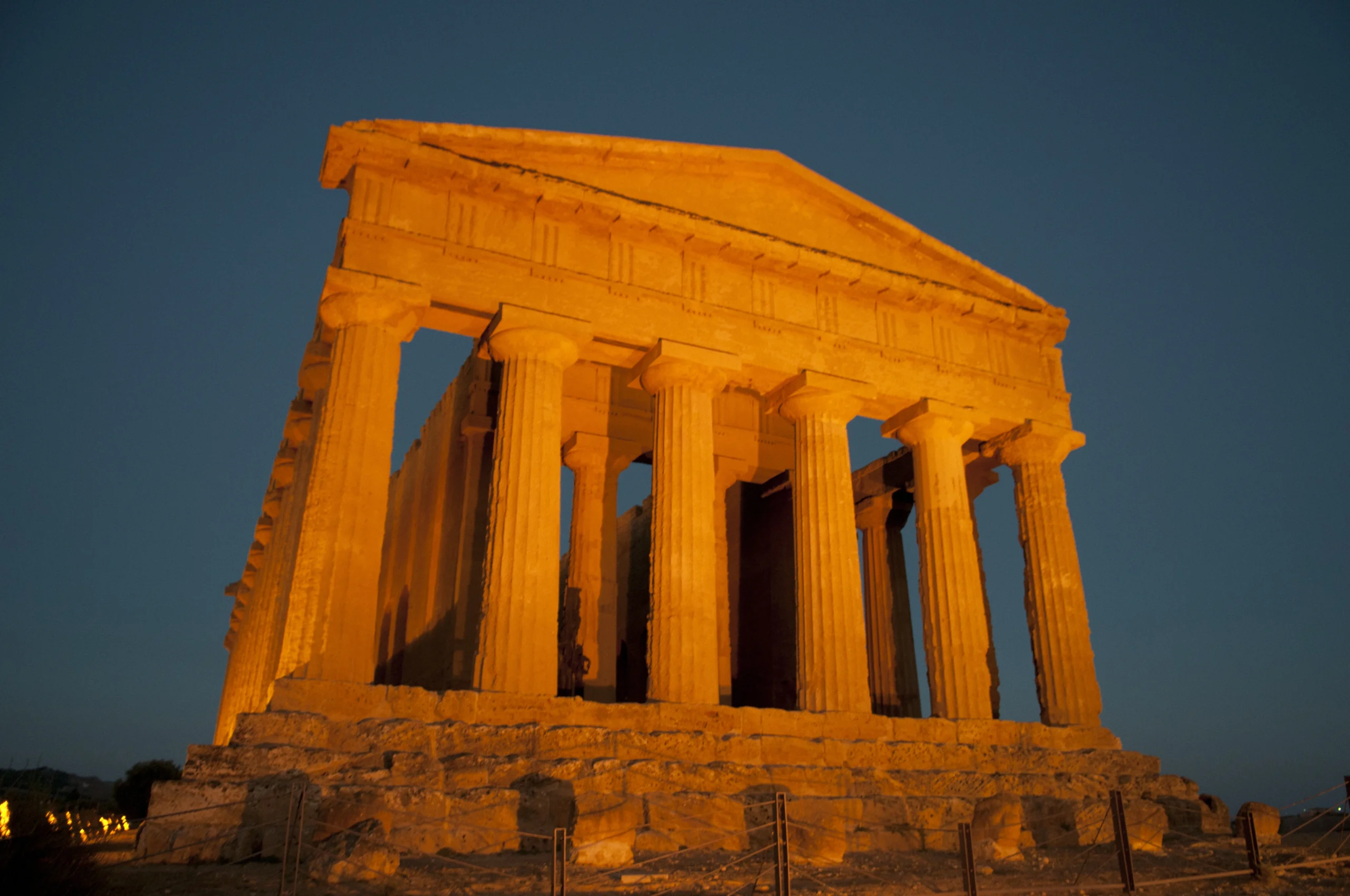 Ad Agrigento, il Simposio degli Dèi nella Valle dei Templi