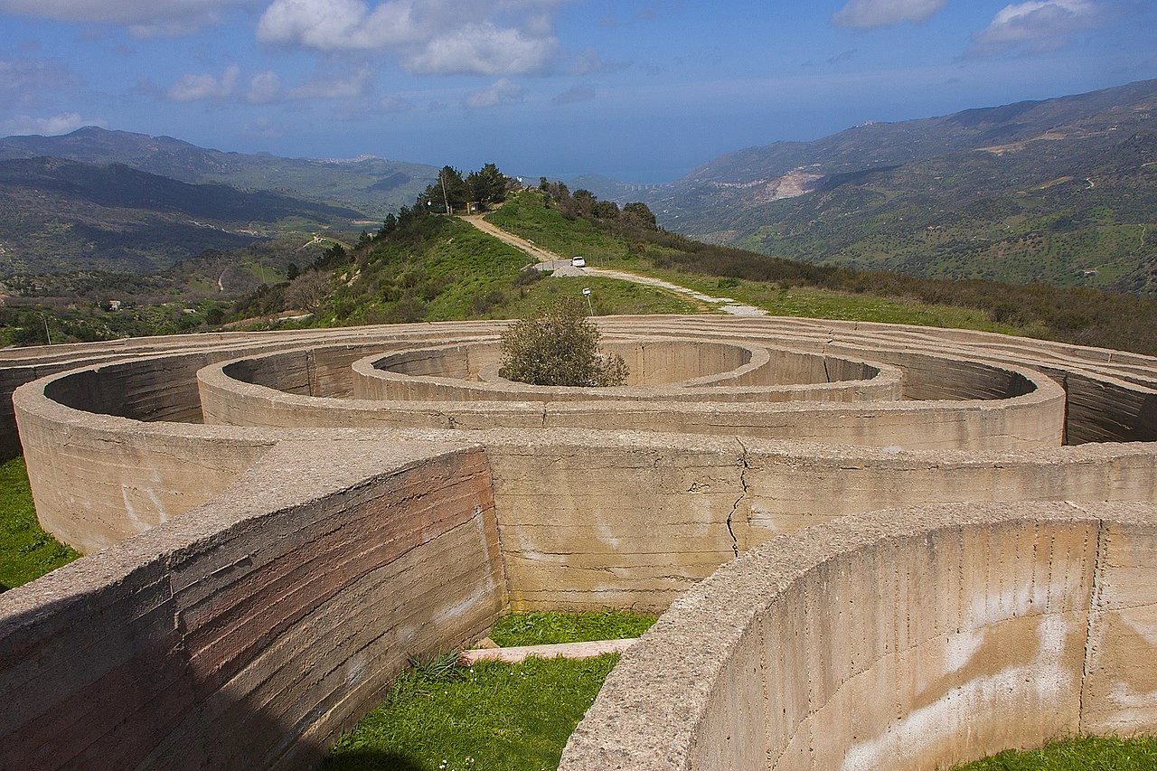 Sicilia in moto: il tour della Fiumara d'Arte