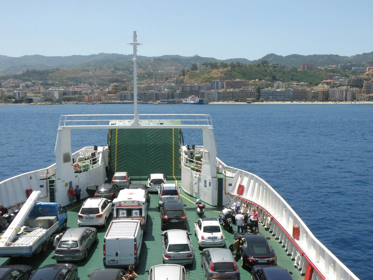 Traghetti per la Sicilia tutte le informazioni utili per raggiungere la Sicilia in traghetto