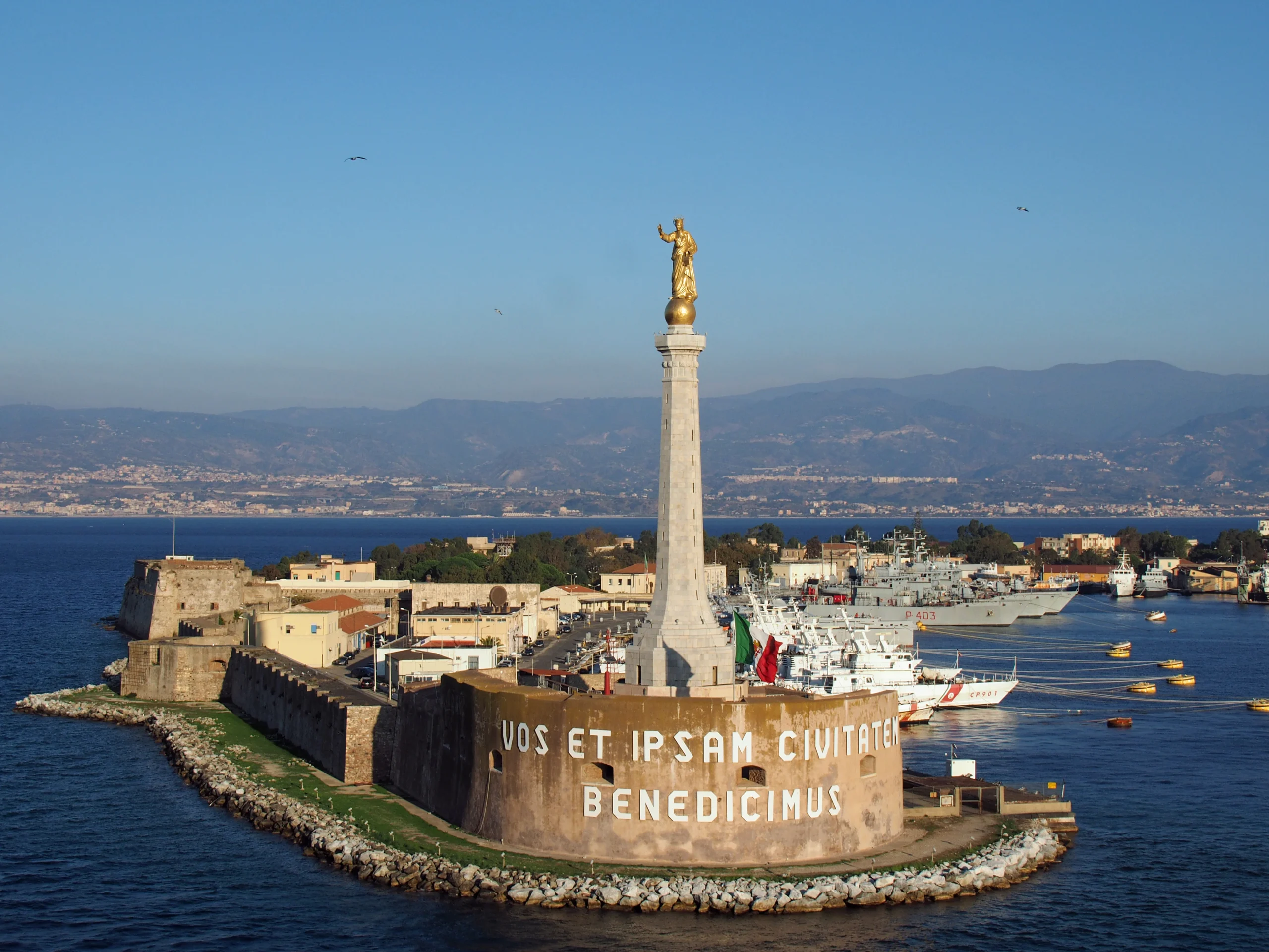 Vacanze in Sicilia in traghetto arrivando da Messina